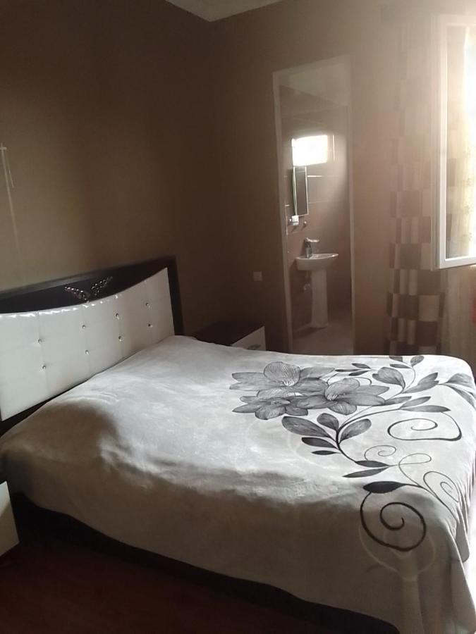 Kobuleti 4-Bedroom Apartment Eksteriør billede